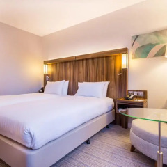 Отель Courtyard By Marriott Glasgow Airport 4* Номер Делюкс