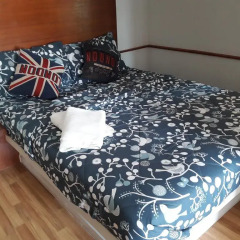 Отель De Coco House Sriracha 3* Бунгало с различными типами кроватей фото 16