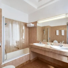Normandy Hotel 3* Стандартный номер с различными типами кроватей фото 17