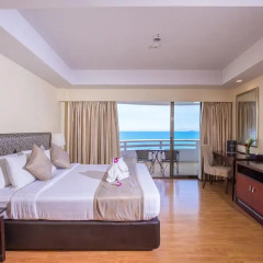 Отель D Varee Jomtien Beach 4* Представительский люкс с различными типами кроватей фото 10