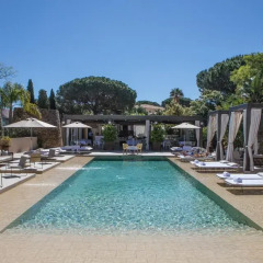 Отель MUSE Saint Tropez Раматюэль бассейн