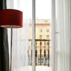 Гостиница Minsk Apartment Service Luxe Class Беларусь, Минск - 3 отзыва об отеле, цены и фото номеров - забронировать гостиницу Minsk Apartment Service Luxe Class онлайн балкон