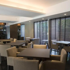 Апартаменты Lily Residence Executive Serviced Apartment гостиничный бар фото 4