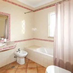 Отель Algarhb ванная