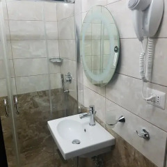 Bristol Hotel 3* Стандартный номер с различными типами кроватей фото 3