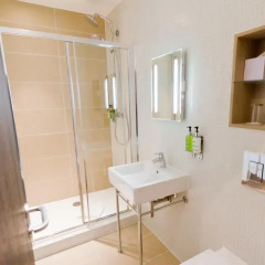 Отель TheWesley 4* Улучшенный номер с различными типами кроватей фото 9