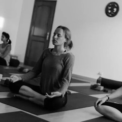 Отель Surf Yoga Ericeira Guest House интерьер отеля