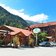Inan Kardesler Bungalow Motel Турция, Узунгёль - 3 отзыва об отеле, цены и фото номеров - забронировать отель Inan Kardesler Bungalow Motel онлайн парковка