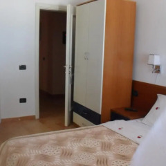 Отель Guesthouse Villa Daniele 2* Стандартный семейный номер с двуспальной кроватью фото 3