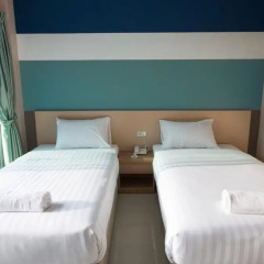 Отель JJ Residence Phuket Town 3* Улучшенный номер с 2 отдельными кроватями фото 3