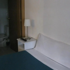 Отель Hostal Elkano Стандартный номер фото 2