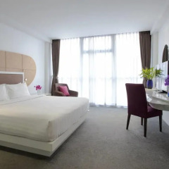 Hotel Icon Bangkok 4* Улучшенный номер с различными типами кроватей