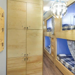 Хостел InDaHouse Кровать в мужском общем номере фото 10