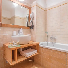 Hotel Lo Scoiattolo 4* Люкс с различными типами кроватей фото 6