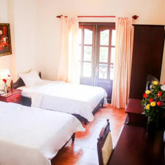 Paris Hotel 3* Номер Делюкс