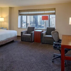 Отель Hyatt Regency St. Louis at The Arch 4* Стандартный номер с различными типами кроватей фото 9