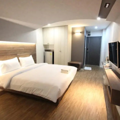 Preme Hostel Улучшенный номер с различными типами кроватей фото 2