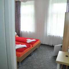 Отель Pension Leipzig Georgplatz 3* Стандартный номер разные типы кроватей фото 2