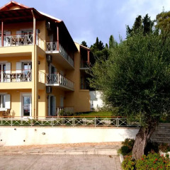 Апартаменты Brentanos Apartments ~ A ~ View of Paradise Улучшенные апартаменты с различными типами кроватей фото 7