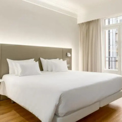 Отель NH Collection Brussels Centre 4* Люкс с различными типами кроватей фото 5