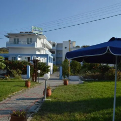 Отель Elpida Beach Studios
