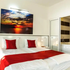 Отель Luxury Guest House Europe 3* Полулюкс