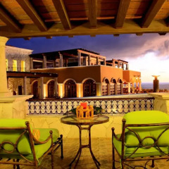 Отель Hacienda Encantada Resort & Residences балкон