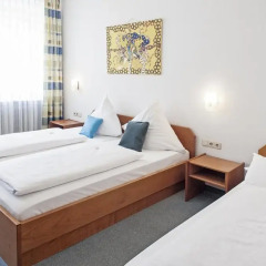 Отель Lorenz Hotel Zentral Германия, Нюрнберг - отзывы, цены и фото номеров - забронировать отель Lorenz Hotel Zentral онлайн комната для гостей