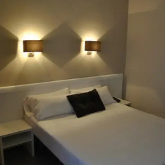 Отель Sweet Continental 2* Стандартный номер фото 10