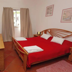 Отель Vilamoura Apartment with Pool Португалия, Картейра - отзывы, цены и фото номеров - забронировать отель Vilamoura Apartment with Pool онлайн комната для гостей фото 5