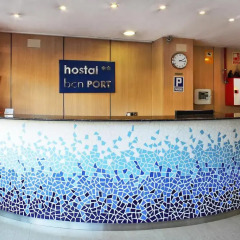Отель Hostal Bcn Port Барселона интерьер отеля