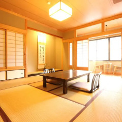 Отель Marucho Ryokan Минамиогуни комната для гостей