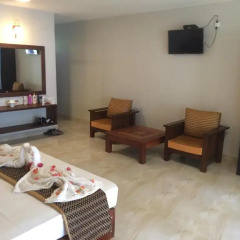 Отель Palm Beach Inn and Sea Shells Cabanas 3* Стандартный номер с различными типами кроватей фото 11