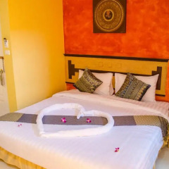 Отель B & L Guesthouse 3* Улучшенный номер с разными типами кроватей фото 29