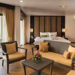 Отель Deevana Patong Resort & Spa 4* Улучшенный номер с двуспальной кроватью фото 5