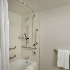 Отель Embassy Suites Columbus 4* Люкс фото 6