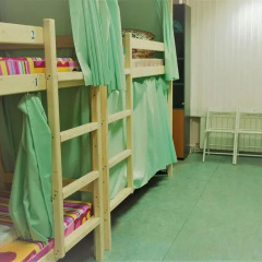 Rus Nagatinskaya Hostel Кровать в мужском общем номере с двухъярусной кроватью