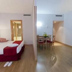 Отель Aparto Suites Muralto Улучшенные апартаменты с различными типами кроватей фото 5