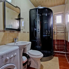 Отель Askar Guesthouse Кыргызстан, Каракол - отзывы, цены и фото номеров - забронировать отель Askar Guesthouse онлайн ванная фото 2