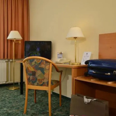 Comfort Hotel Lichtenberg 3* Улучшенный номер с двуспальной кроватью фото 2