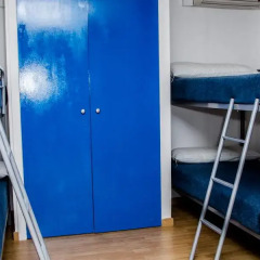 Cool & Chic Hostel Кровать в общем номере с двухъярусной кроватью фото 6