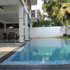 Отель Binnacle Negombo бассейн фото 2