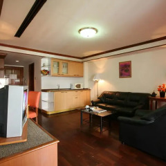 Апартаменты Interchange Tower Serviced Apartment Люкс фото 3