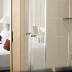Отель Le Méridien Munich 5* Улучшенный номер с двуспальной кроватью фото 5