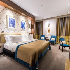 Lisboa Carmo Hotel 4* Люкс с различными типами кроватей