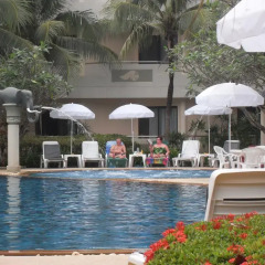 Отель Golden Beach Resort бассейн фото 3
