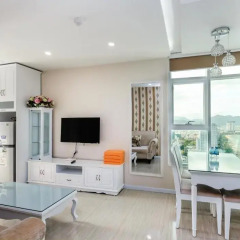 Апартаменты Sunrise Ocean View Apartment Апартаменты с различными типами кроватей