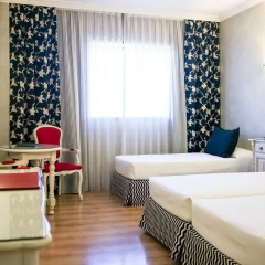 Отель Sallés Hotel Ciutat del Prat Испания, Эль-Прат-де-Льобрегат - 4 отзыва об отеле, цены и фото номеров - забронировать отель Sallés Hotel Ciutat del Prat онлайн комната для гостей фото 5