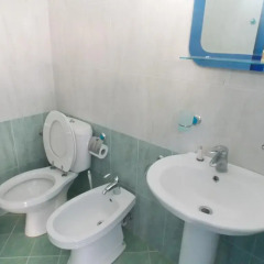 Отель Lukova Holidays Албания, Саранда - отзывы, цены и фото номеров - забронировать отель Lukova Holidays онлайн ванная фото 2