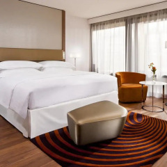 Sheraton Zurich Hotel 4* Стандартный номер с различными типами кроватей